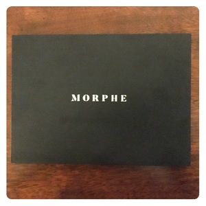 Morphe Fall Into Frost palette